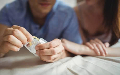 Cách dùng bao cao su Long Love và lợi ích khi dùng